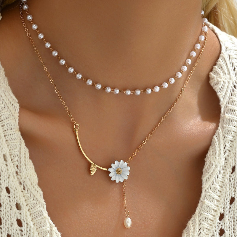 Inspiración Vintage-Collar de Alta Joyería con con Colgante Esculpido de Estilo Maison