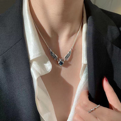 Inspiración Vintage-Collar de Alta Joyería con con Colgante Esculpido de Estilo Maison