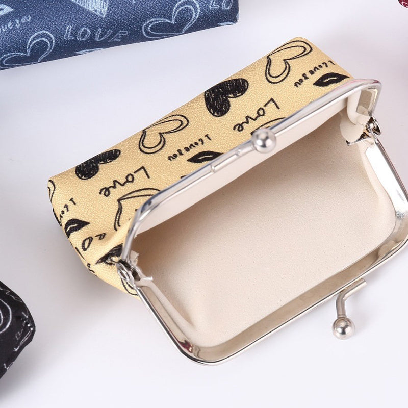 Silueta Corazón con Estampado de Autor Cartera de Piel Premium