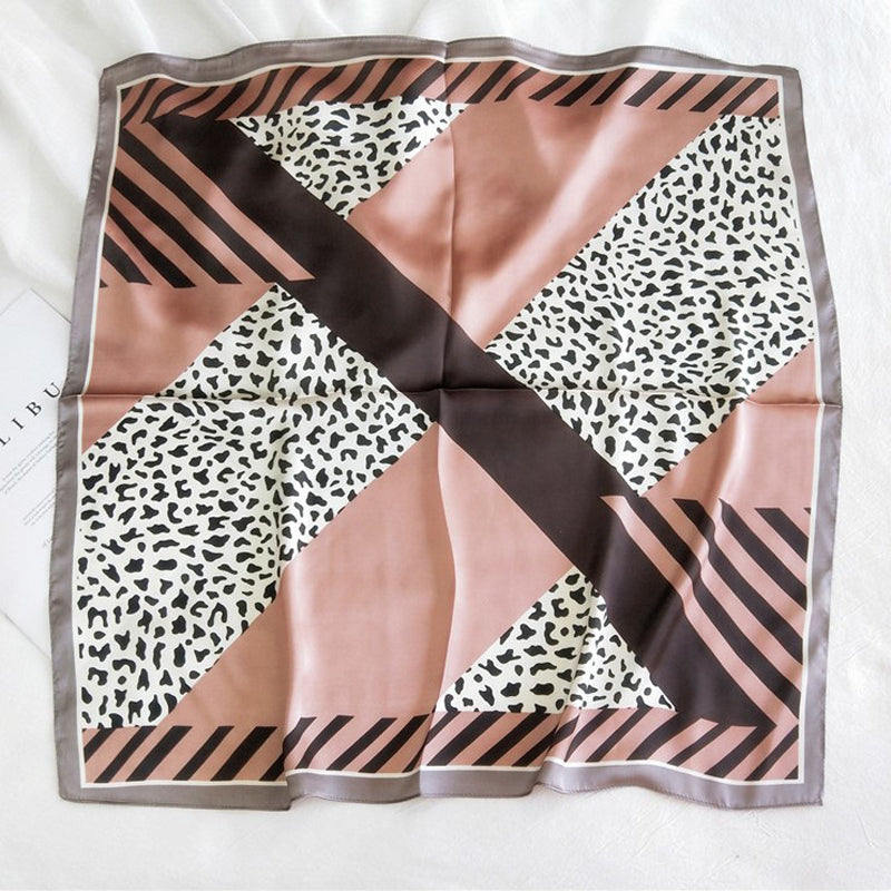 Inspiración Vintage-Foulard de Cachemira con Leopardenmuster
