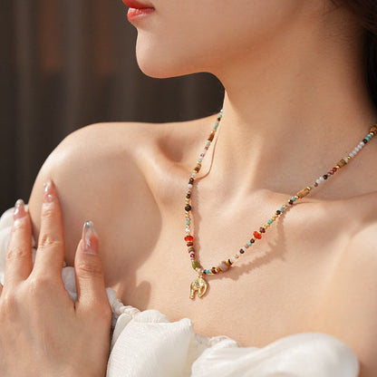Bunte Perlenkette de Boho-Stil