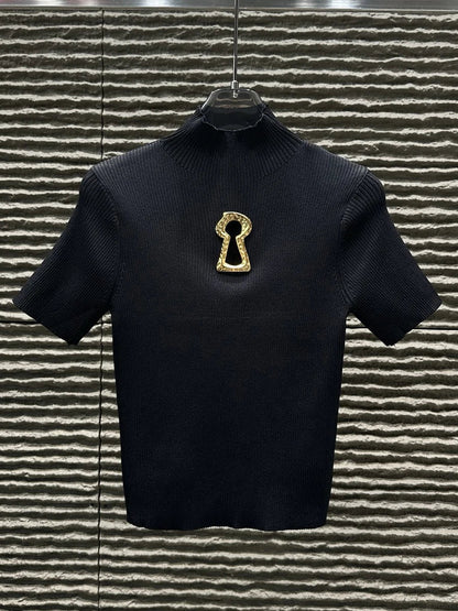 Women’s Turtleneck Buckle T-Shirt