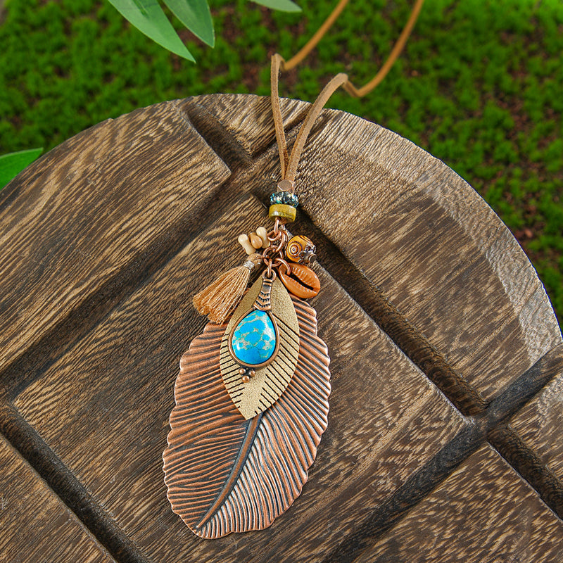 Collar de Alta Joyería con con Colgante Esculpido de Estilo Maison