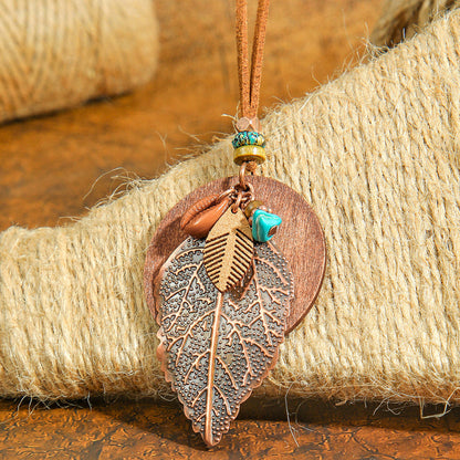 Collar de Alta Joyería con con Colgante Esculpido de Estilo Maison