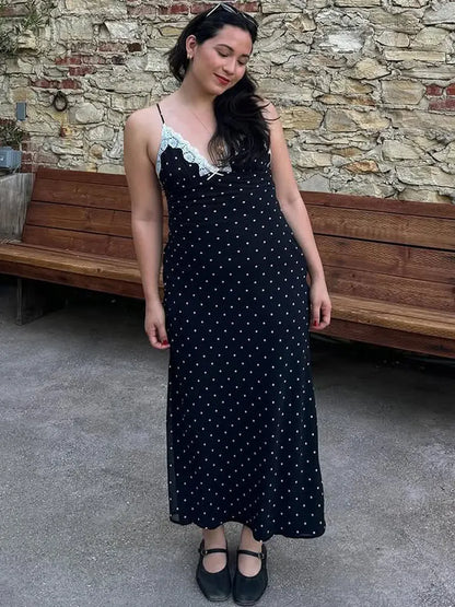 Women’s Lace V-Neck Maxi Dress